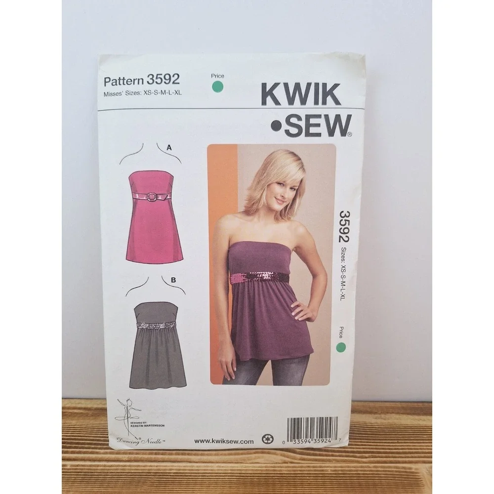 Kwik Sew 3592 Sizes XS - XL .NEW FF UNCUT Sealed Envelope. Misses Strapless Top.
